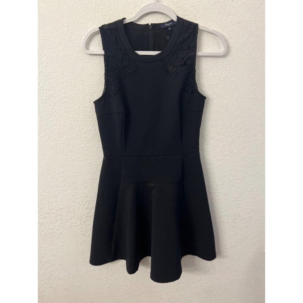 Madewell lace shoulder fit & flare black pointe dress women size 2
